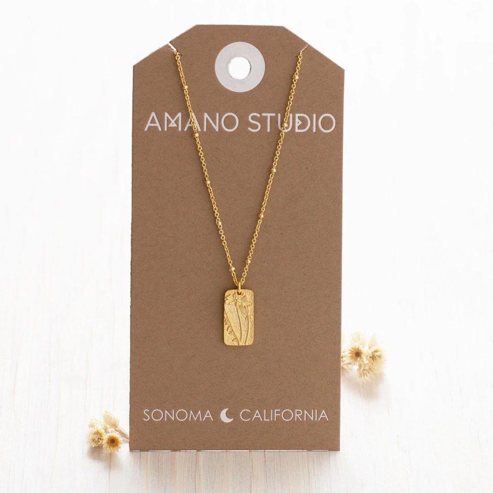 Amano Studios NWT Flower Medallion Necklace / 14k gold plated